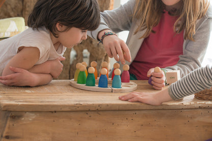 Jaarring kalender met poppetjes